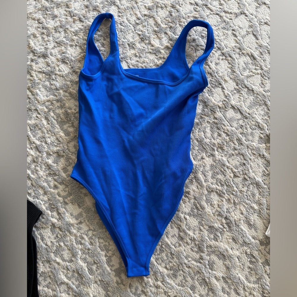 OQQ (Amazon) Black, White, and Blue Ribbed Bodysuits, Set of 3, NWOT, M - Picture 3 of 5